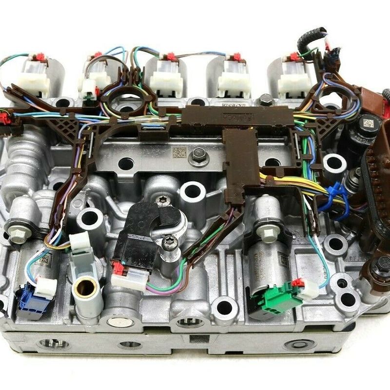 7KG Ford Escape EDGE Transmission Part 8F24 8F35 Συνδυασμός σωλήνα βαλβίδας με κατανάλωση