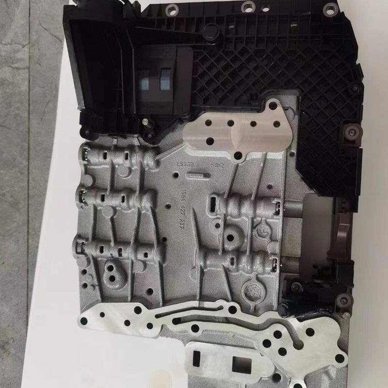 Αλουμίνιο 6HP-21 B063 1.8T 2.0T 2.4T Οικουμενικό αυτοματοποιημένο σωλήνα βαλβίδας για αυτοκίνητα ROEWE SAIC
