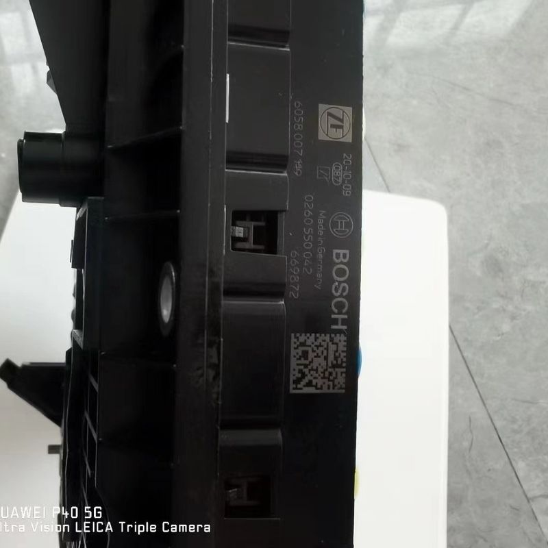 Αλουμίνιο 6HP-21 B063 1.8T 2.0T 2.4T Οικουμενικό αυτοματοποιημένο σωλήνα βαλβίδας για αυτοκίνητα ROEWE SAIC